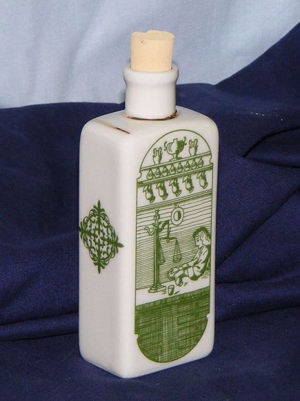 Bild von Flasche mit Radierung-Design, grün